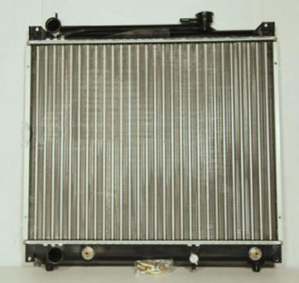Радиатор охлаждения Suzuki Gr. Vitara 2.0-2.5 A 98- 1770077E10